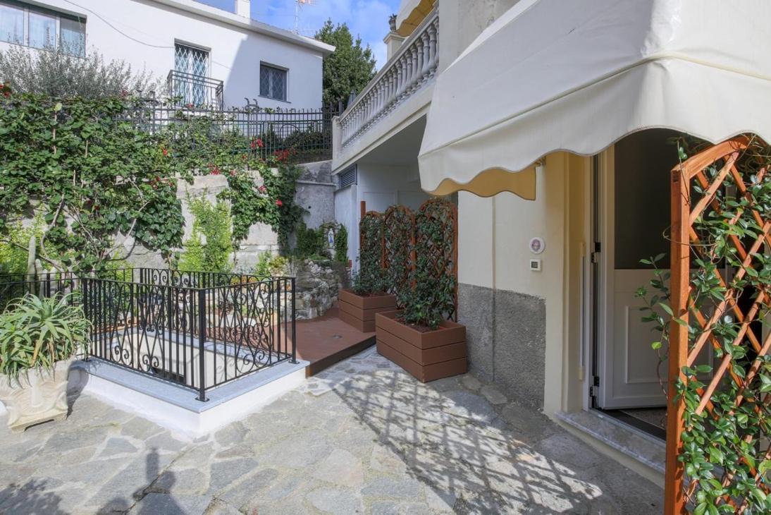 Hotel Villa Centa Вараце Екстериор снимка